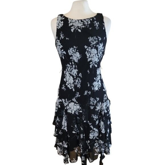 Jessica Howard Tiered Handkerchief Layered Sleeveless Black & White Dress - 12